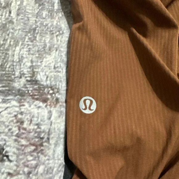 Lululemon Dance Studio Joggers - Picture 4 of 6